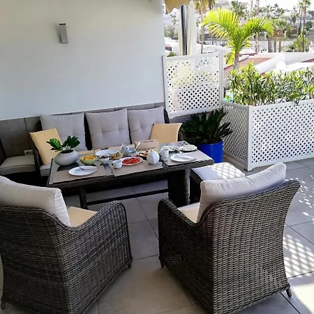 Sunny Terrace - Island Village Apartamento *